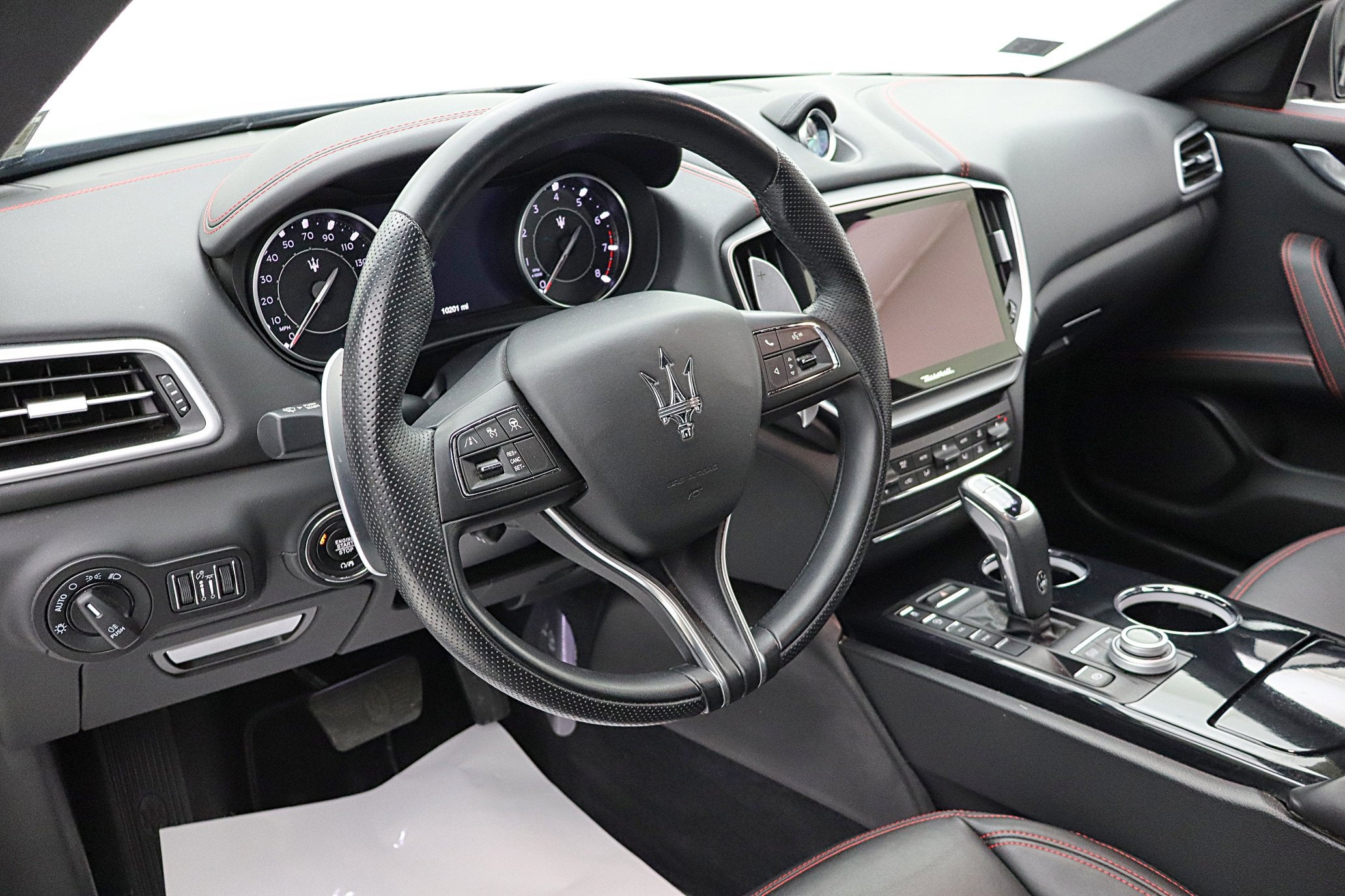 2023 Maserati Ghibli Modena Q4