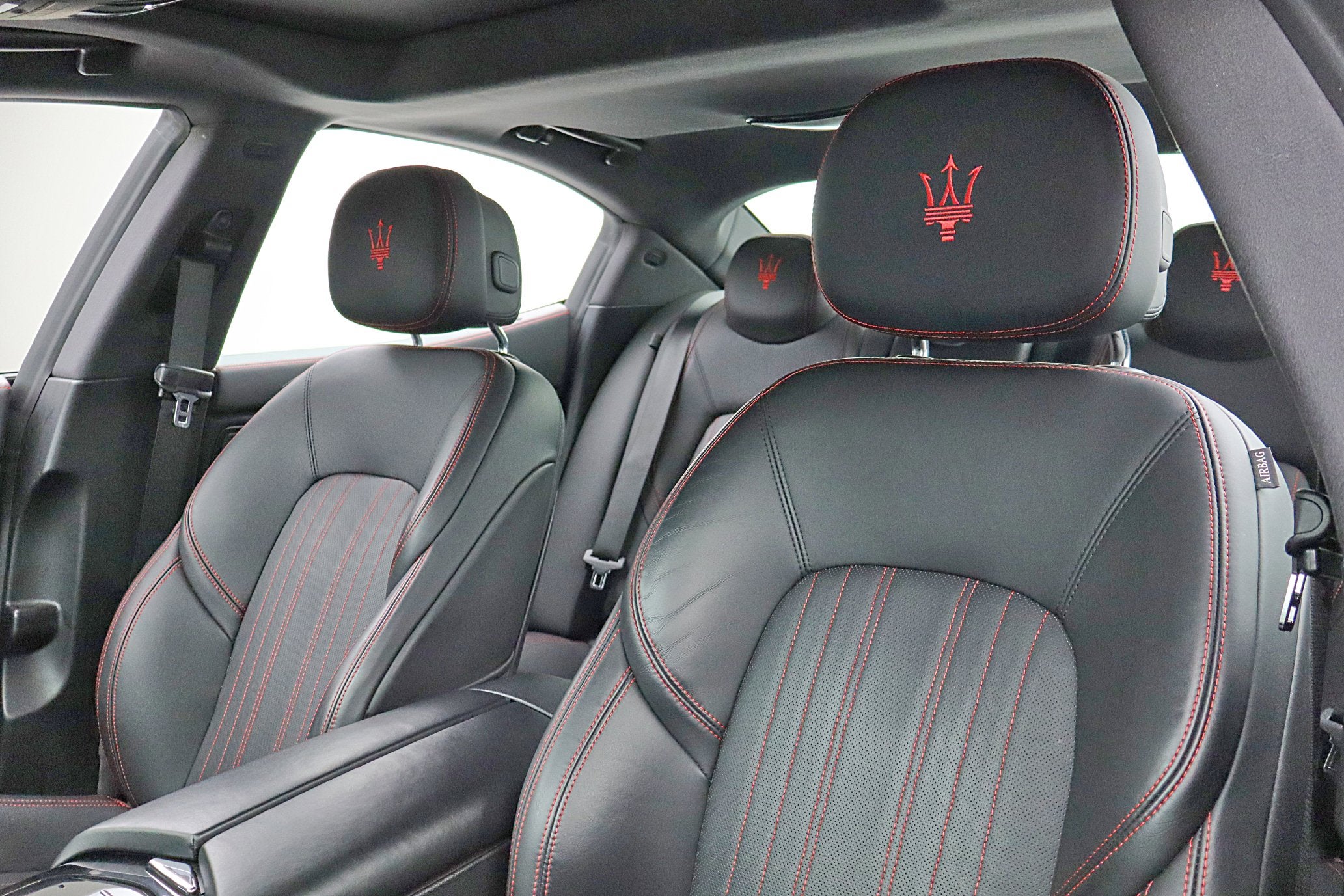 2023 Maserati Ghibli Modena Q4