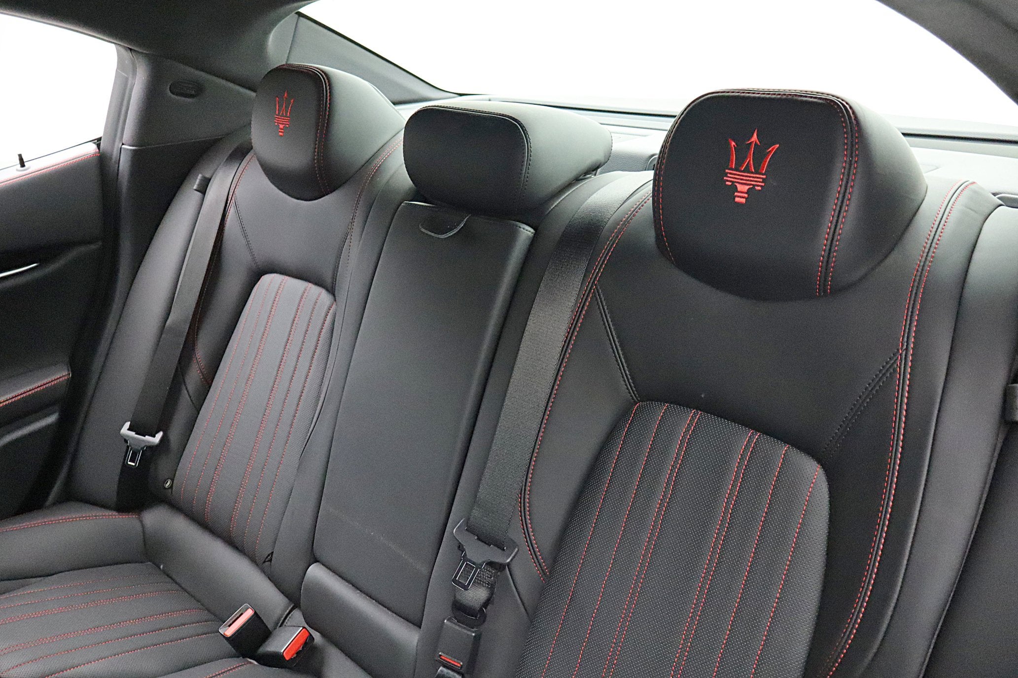 2023 Maserati Ghibli Modena Q4