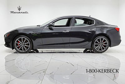 2023 Maserati Ghibli Modena Q4
