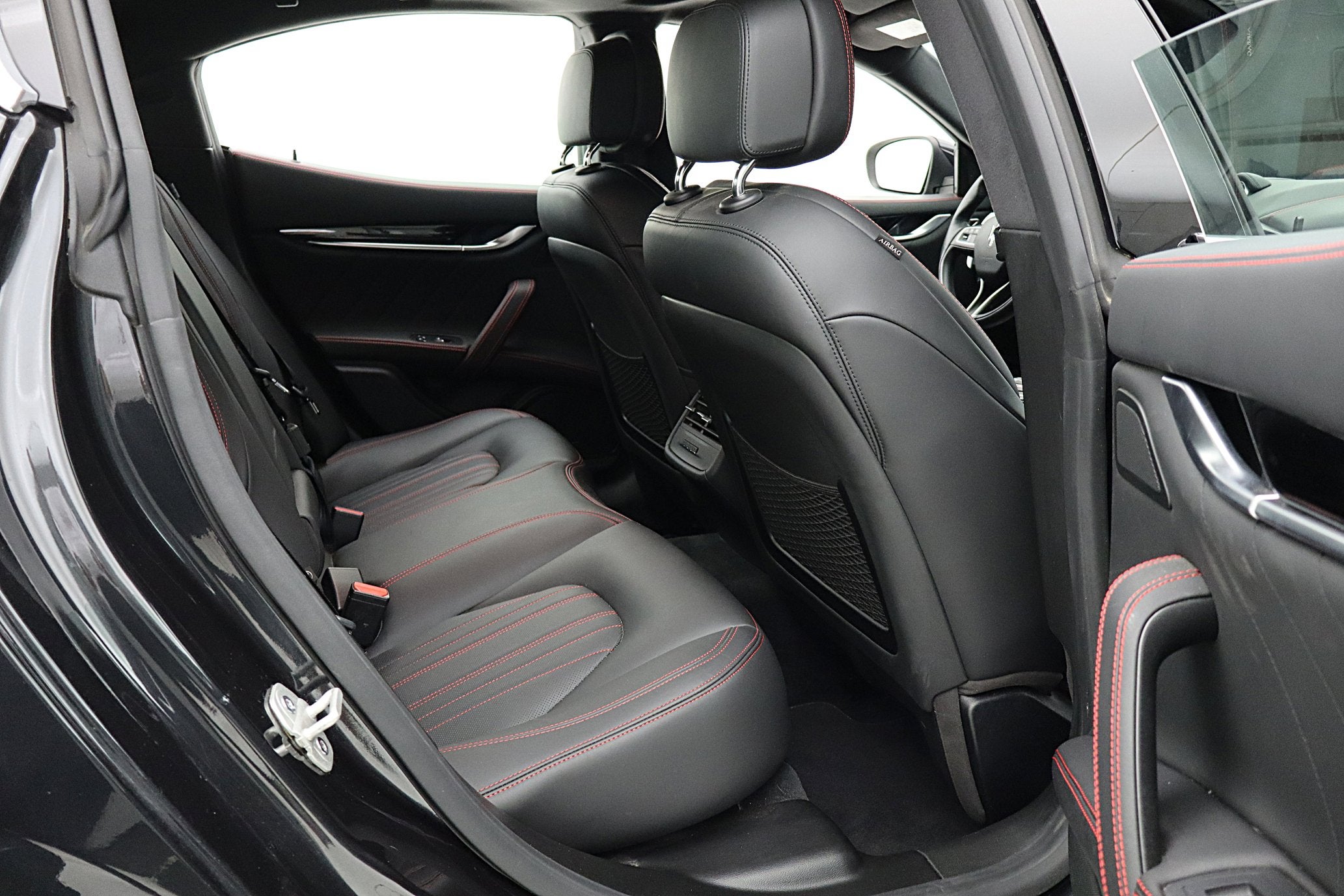 2023 Maserati Ghibli Modena Q4