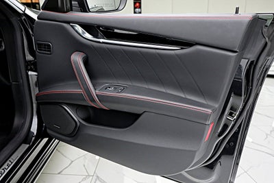 2023 Maserati Ghibli Modena Q4