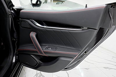 2023 Maserati Ghibli Modena Q4