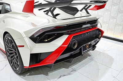 2024 Lamborghini Huracan STO