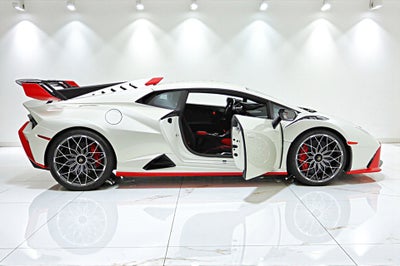 2024 Lamborghini Huracan STO