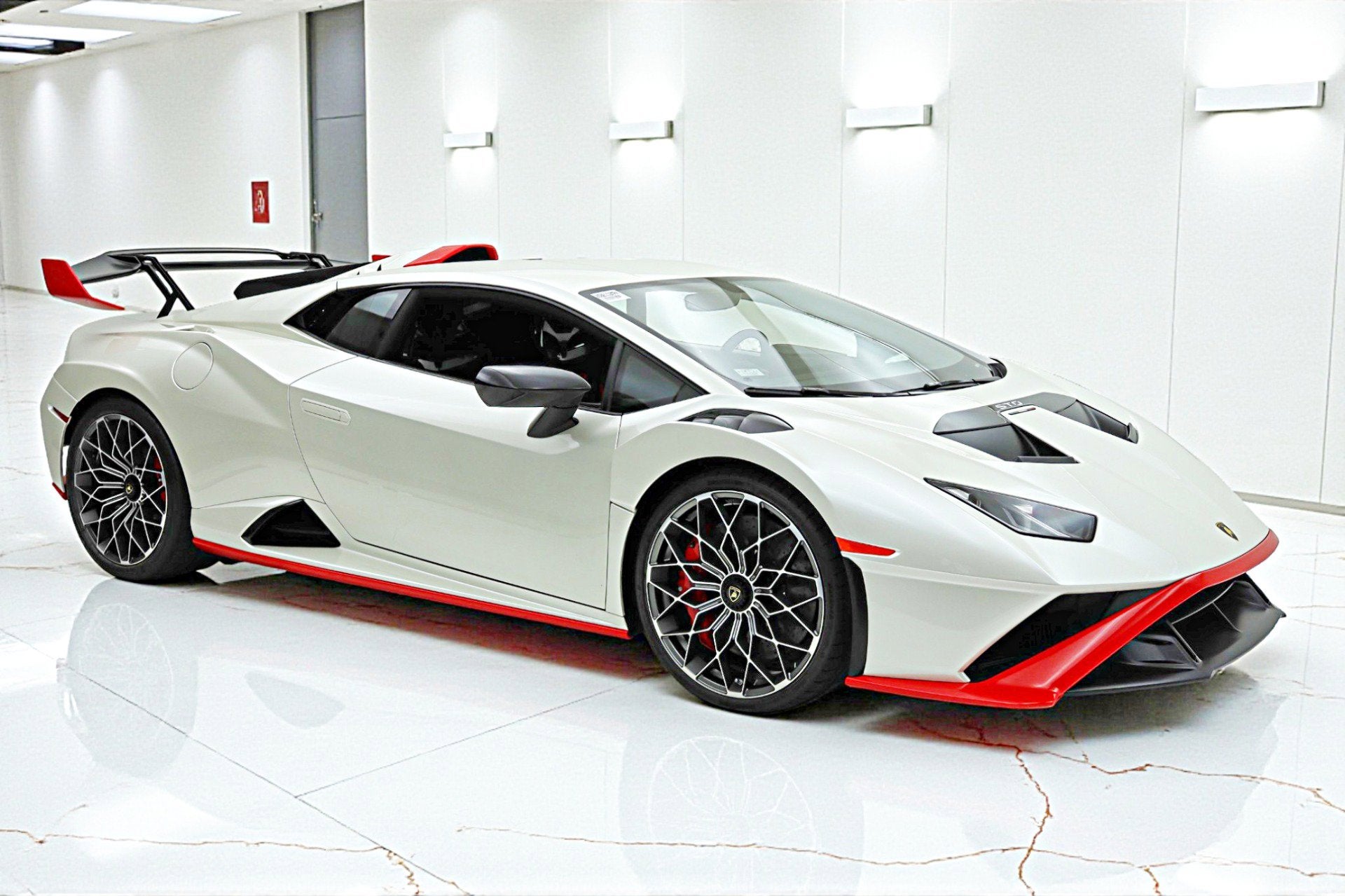 2024 Lamborghini Huracan STO