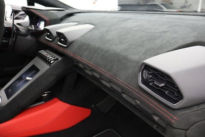 2024 Lamborghini Huracan STO