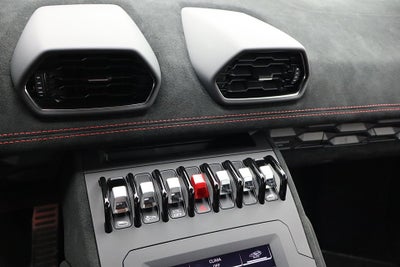 2024 Lamborghini Huracan STO