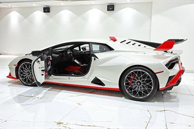 2024 Lamborghini Huracan STO