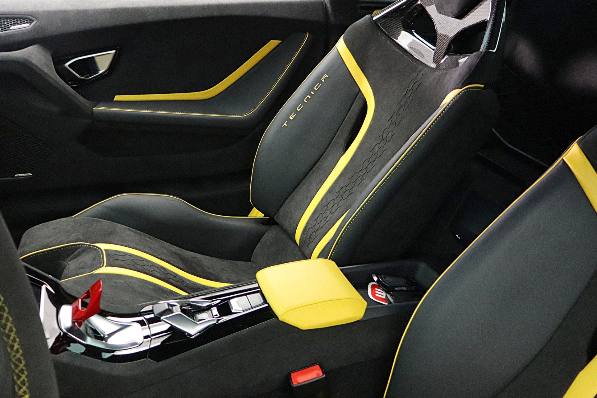 2024 Lamborghini Huracan Tecnica LEASE OPTIONS AVAILABLE