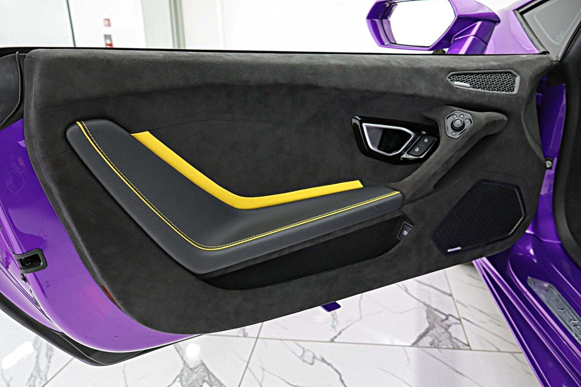 2024 Lamborghini Huracan Tecnica LEASE OPTIONS AVAILABLE