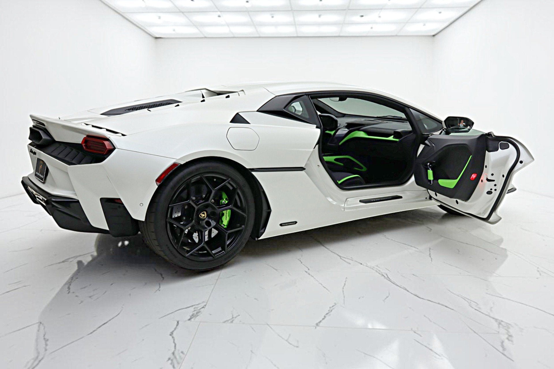 2026 Lamborghini Temerario /LEASE OPTIONS AVAILABLE