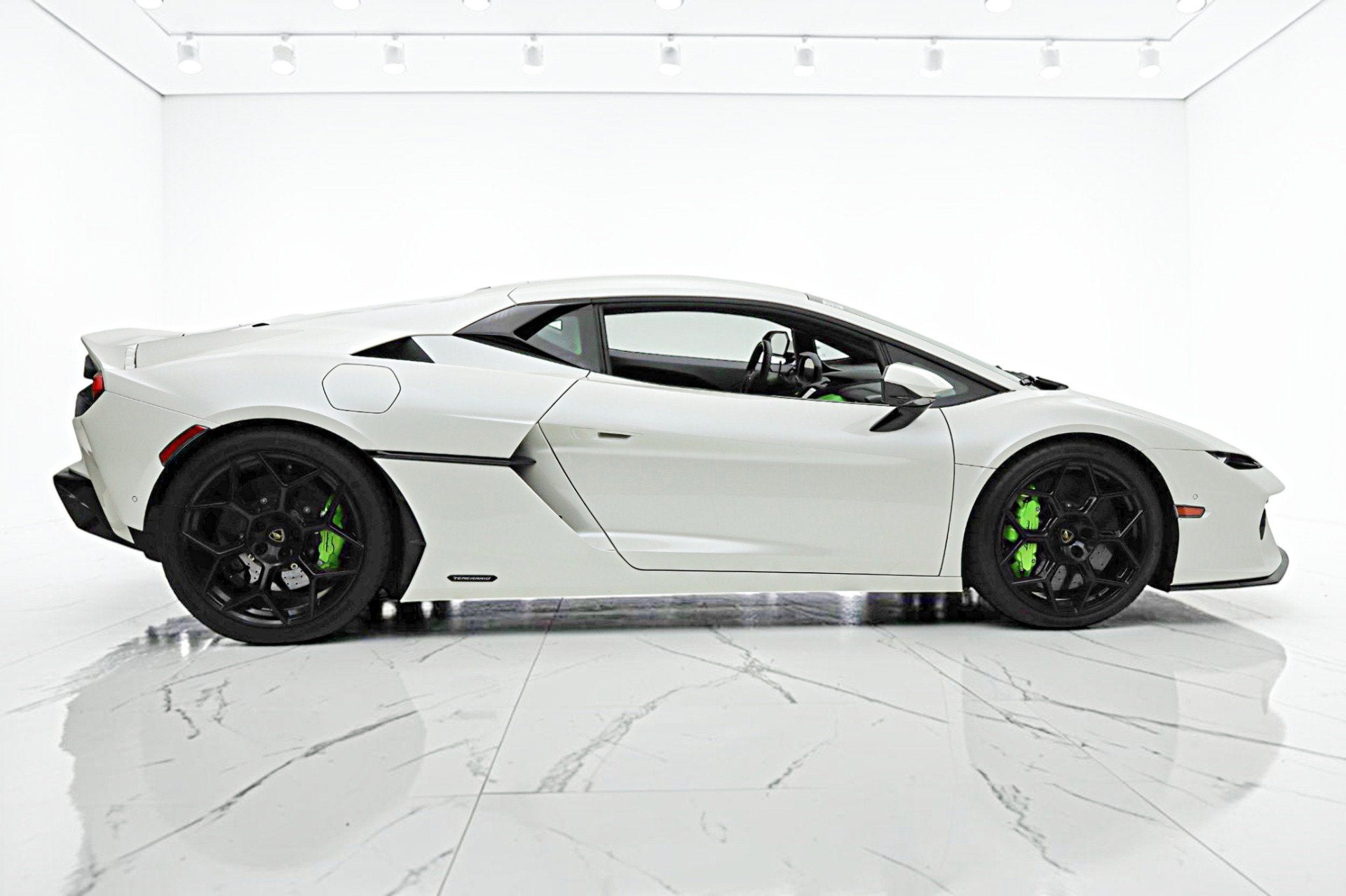 2026 Lamborghini Temerario /LEASE OPTIONS AVAILABLE
