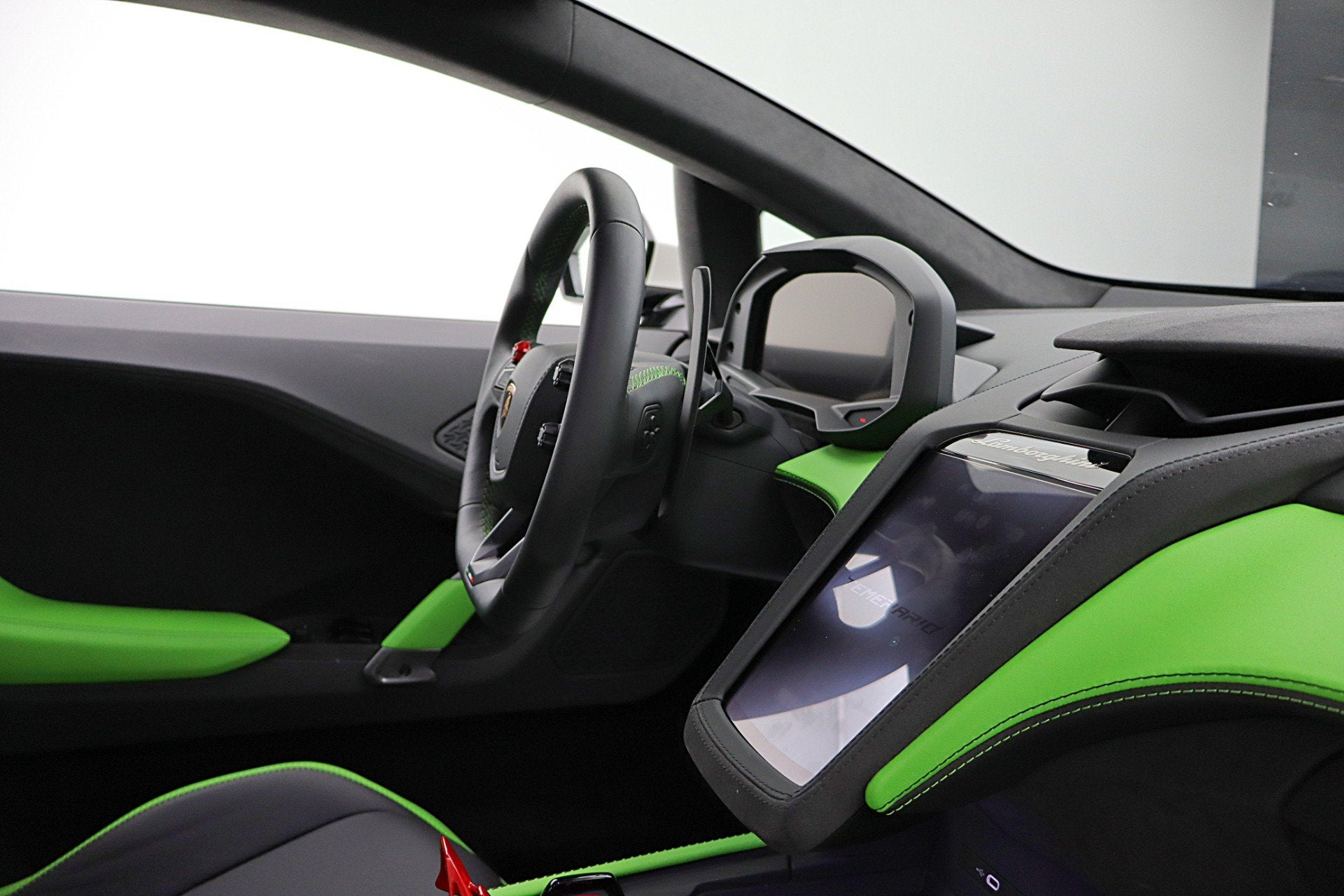 2026 Lamborghini Temerario /LEASE OPTIONS AVAILABLE