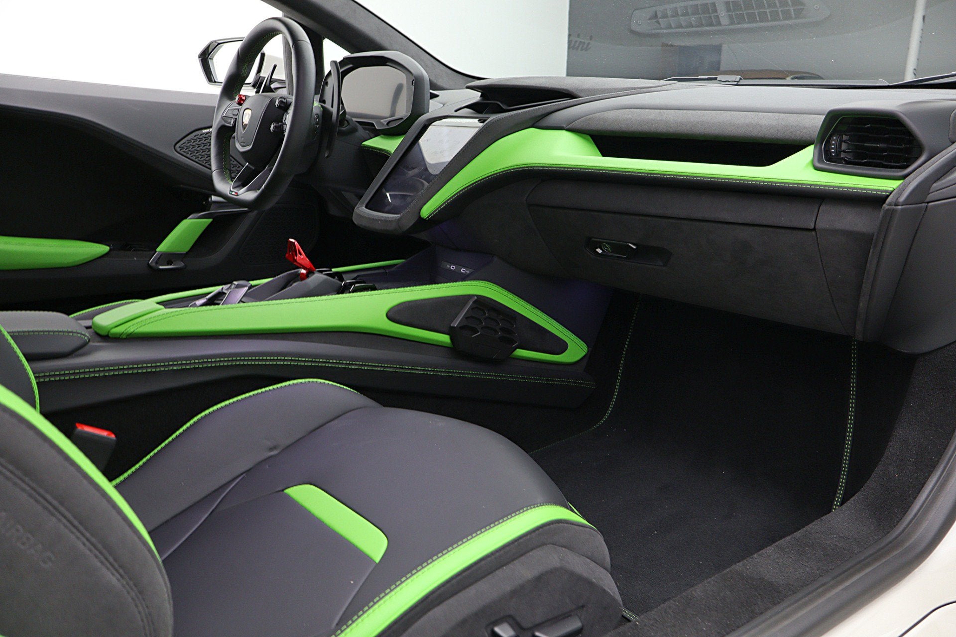 2026 Lamborghini Temerario /LEASE OPTIONS AVAILABLE