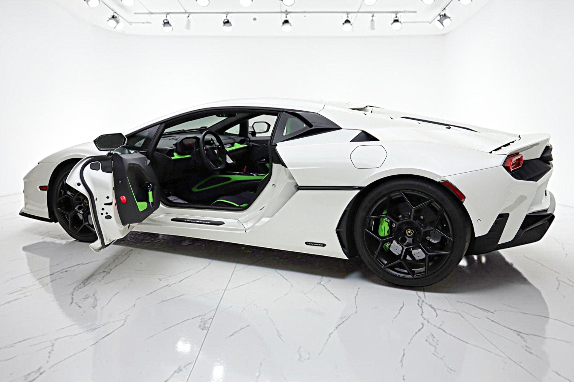 2026 Lamborghini Temerario /LEASE OPTIONS AVAILABLE