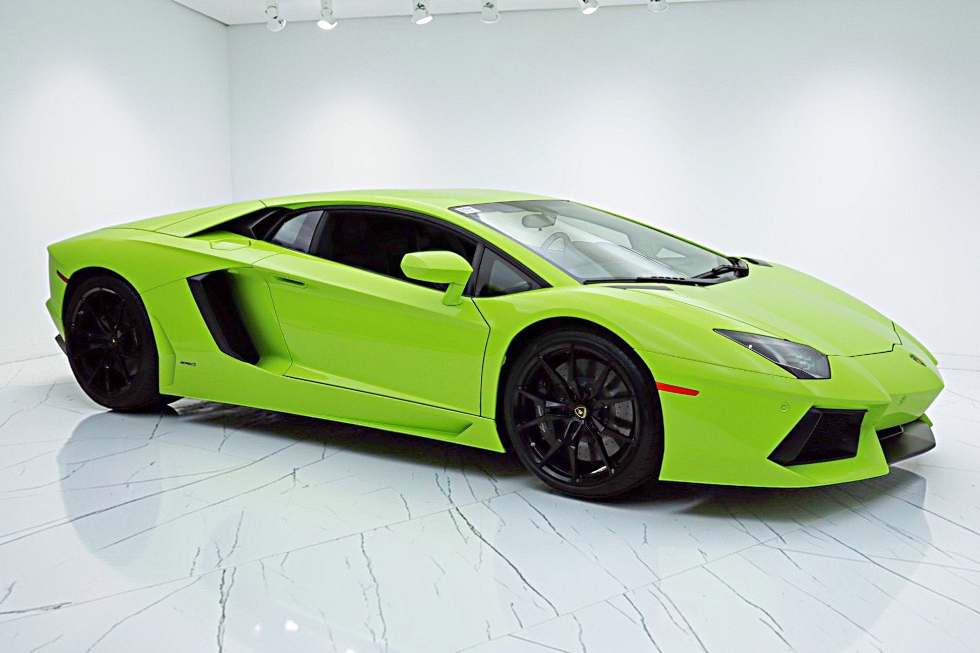 2016 Lamborghini Aventador LP 700-4