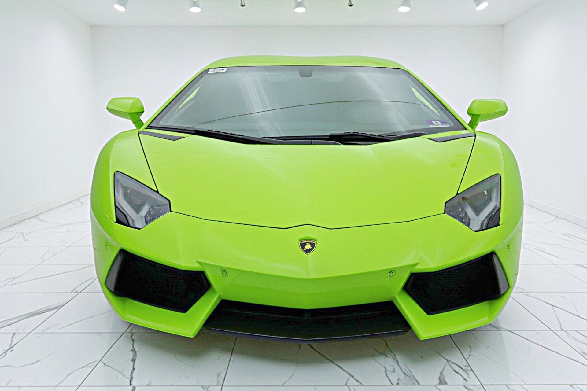 2016 Lamborghini Aventador LP 700-4