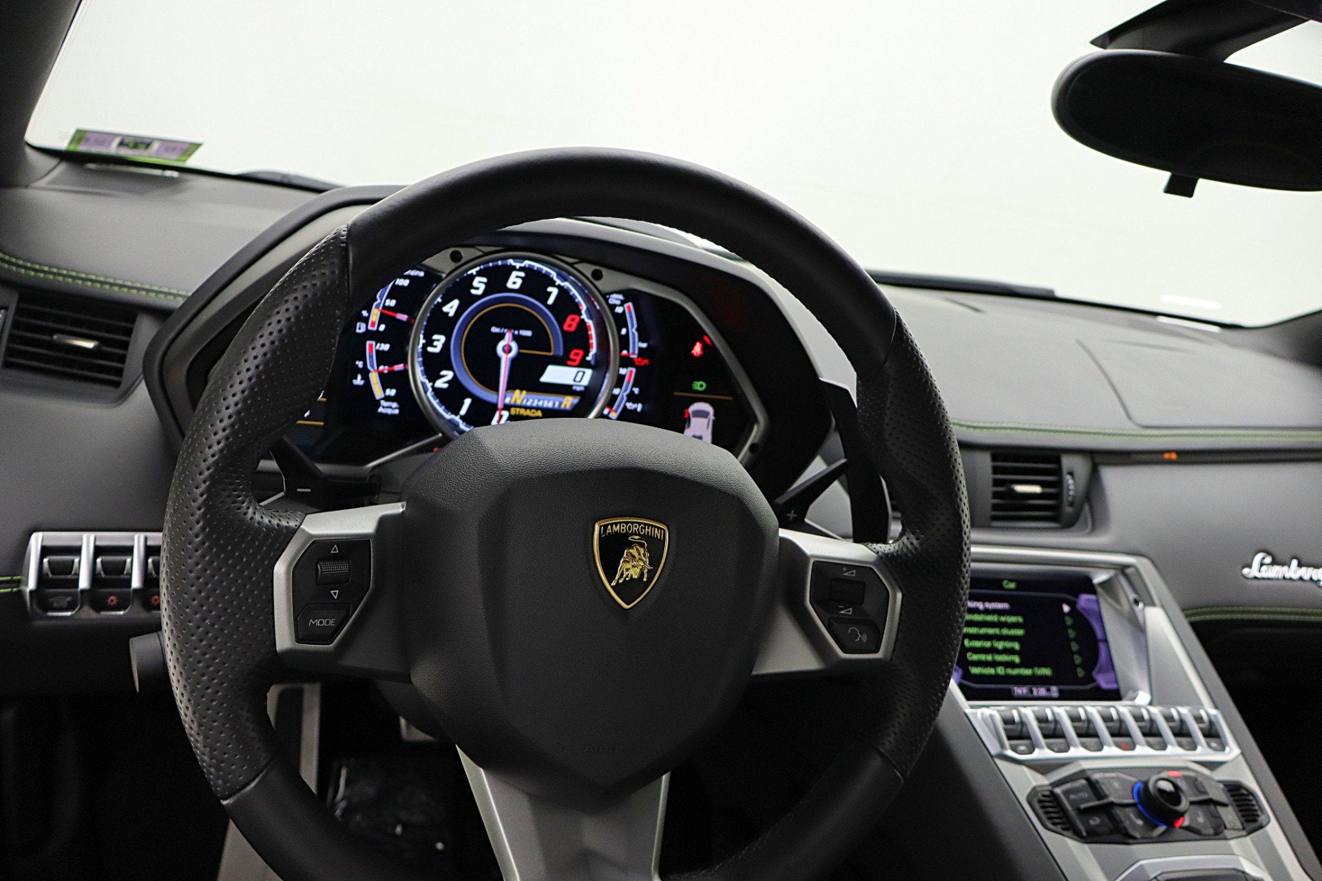 2016 Lamborghini Aventador LP 700-4