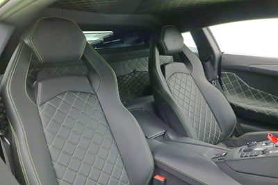 2016 Lamborghini Aventador LP 700-4