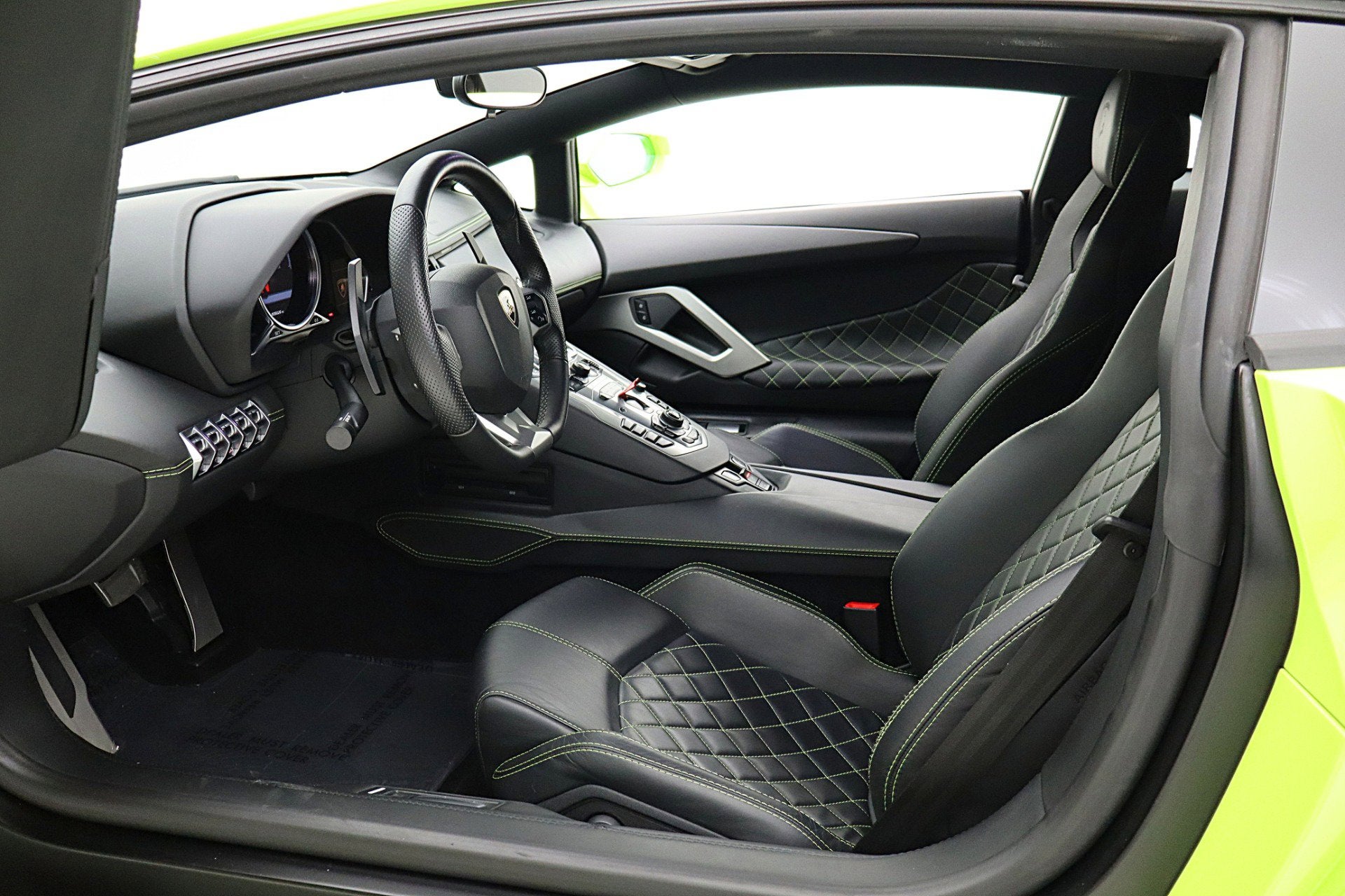 2016 Lamborghini Aventador LP 700-4