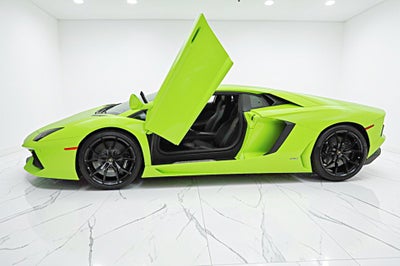 2016 Lamborghini Aventador LP 700-4