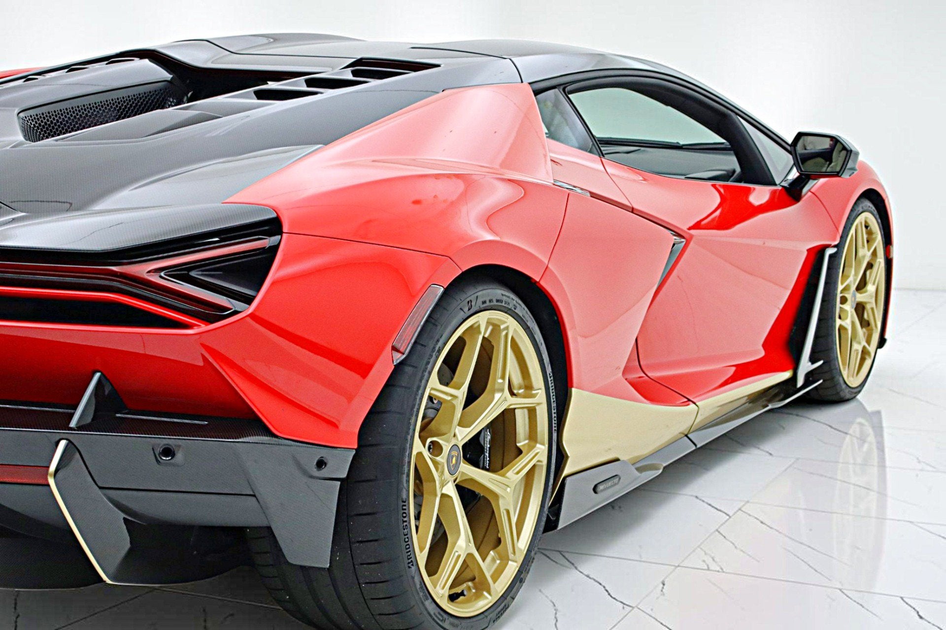 2025 Lamborghini Revuelto Coupe