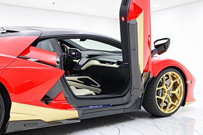 2025 Lamborghini Revuelto Coupe