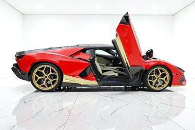 2025 Lamborghini Revuelto Coupe