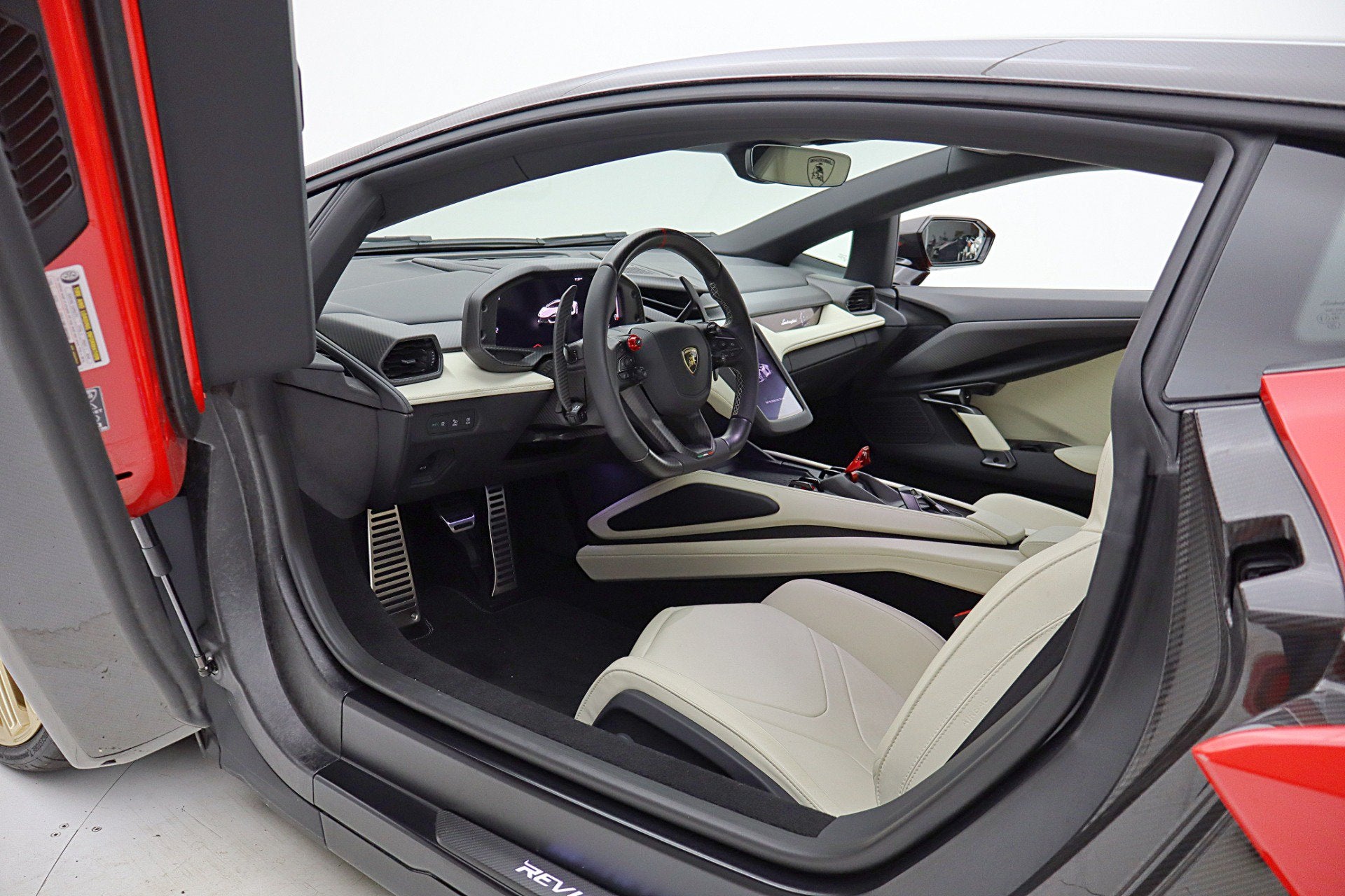 2025 Lamborghini Revuelto Coupe