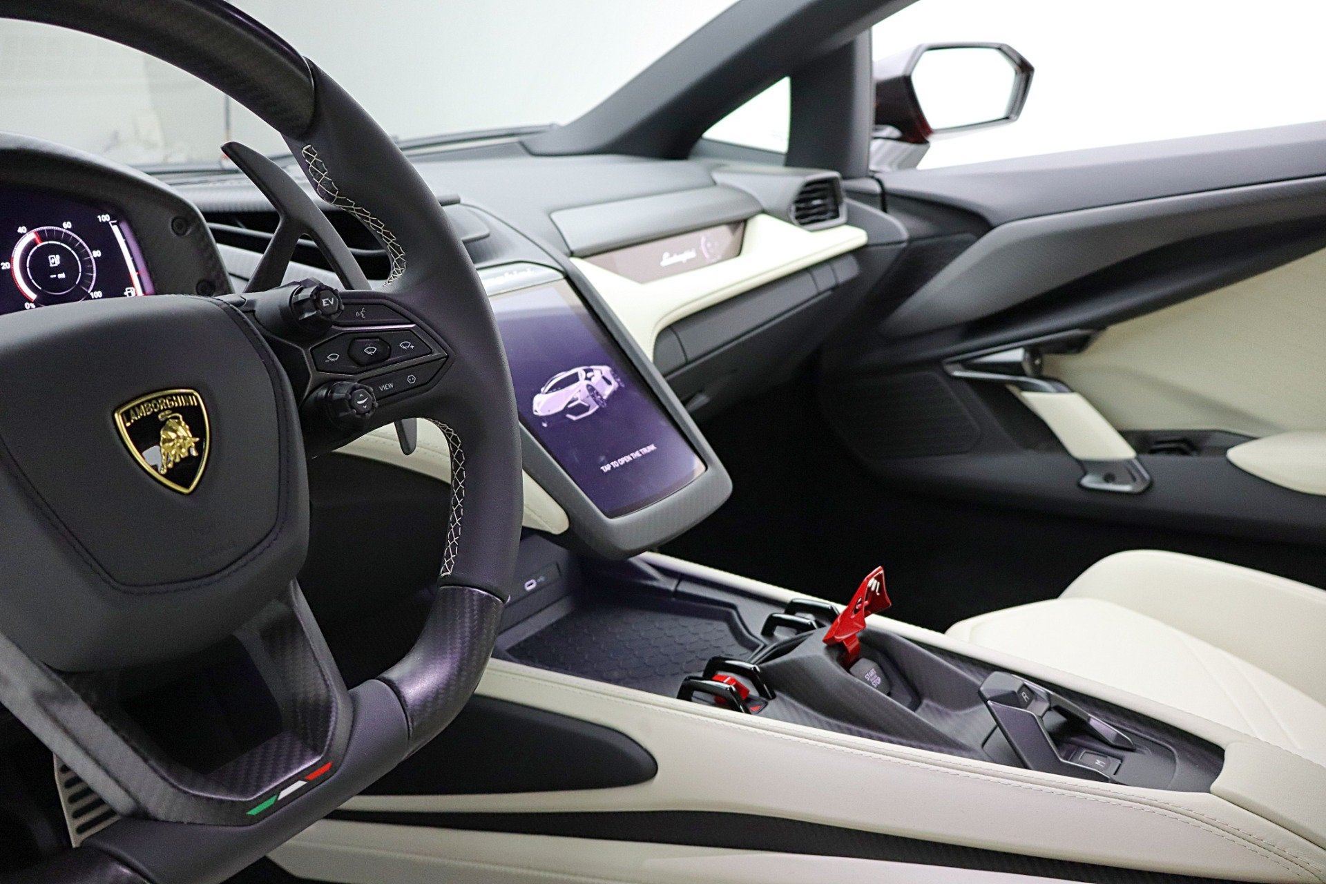 2025 Lamborghini Revuelto Coupe