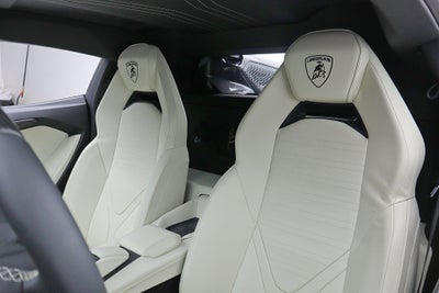 2025 Lamborghini Revuelto Coupe