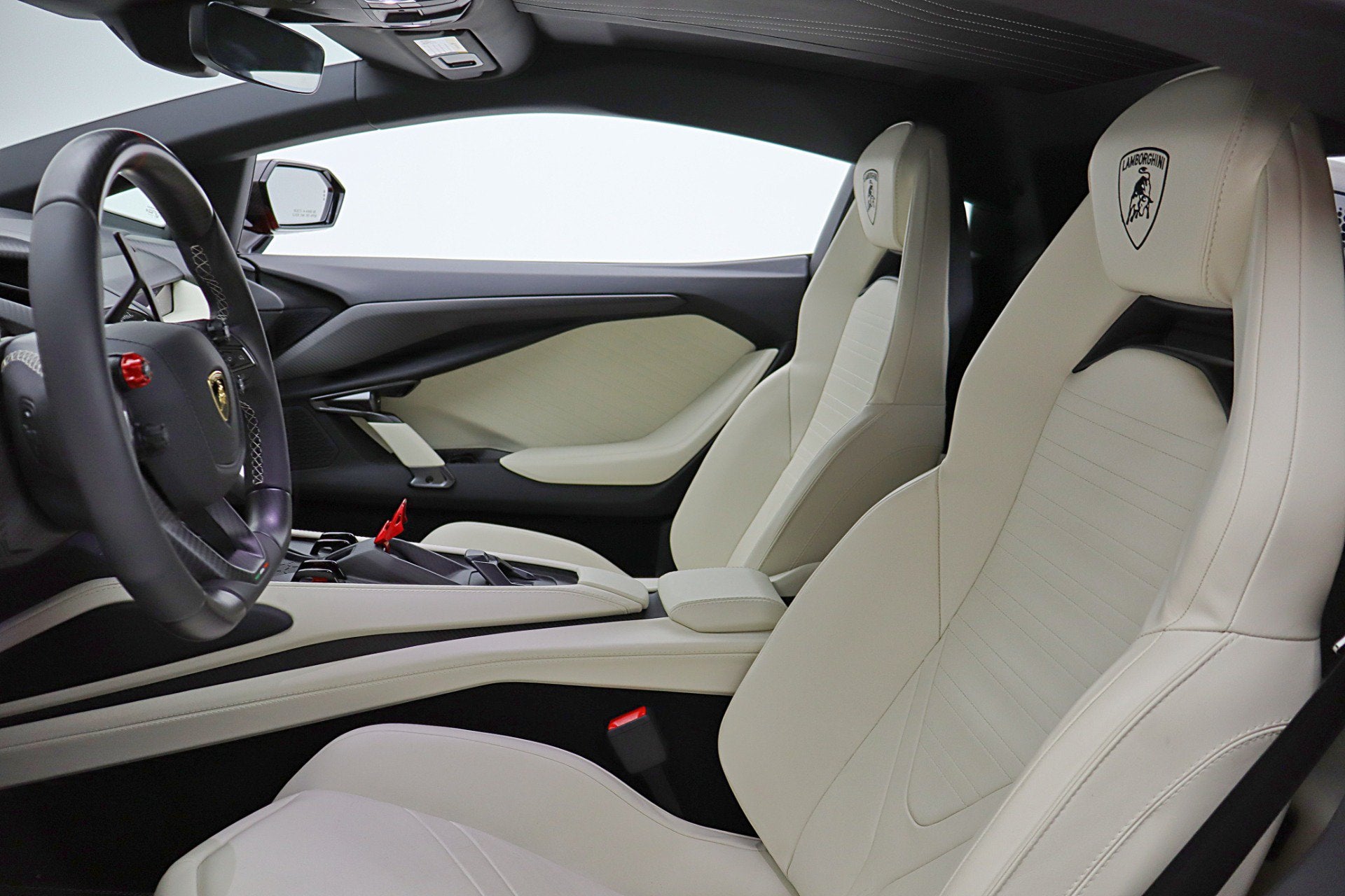 2025 Lamborghini Revuelto Coupe