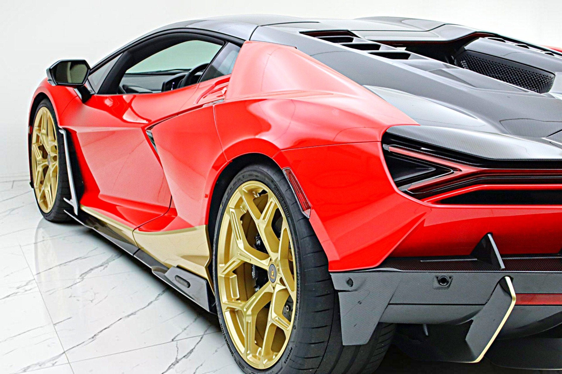 2025 Lamborghini Revuelto Coupe