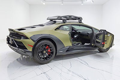 2023 Lamborghini Huracan Sterrato/SELEZIONE PRE-OWNED CERTIFIED