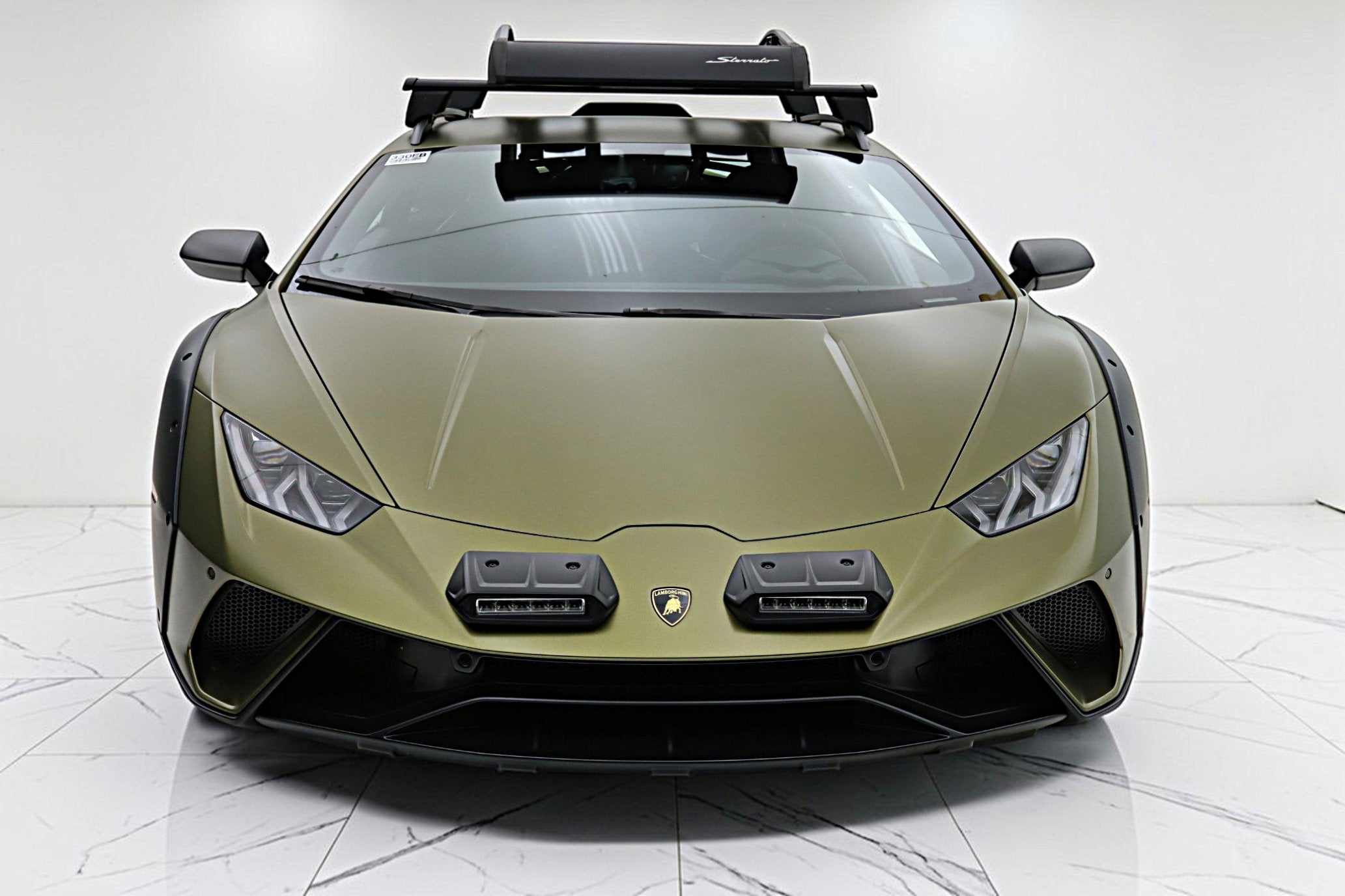 2023 Lamborghini Huracan Sterrato/SELEZIONE PRE-OWNED CERTIFIED