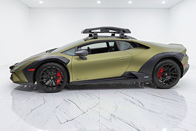 2023 Lamborghini Huracan Sterrato/SELEZIONE PRE-OWNED CERTIFIED