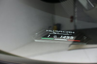 2023 Lamborghini Huracan Sterrato/SELEZIONE PRE-OWNED CERTIFIED