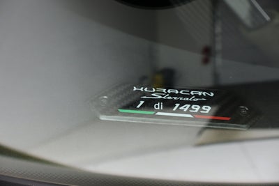 2023 Lamborghini Huracan Sterrato/SELEZIONE PRE-OWNED CERTIFIED