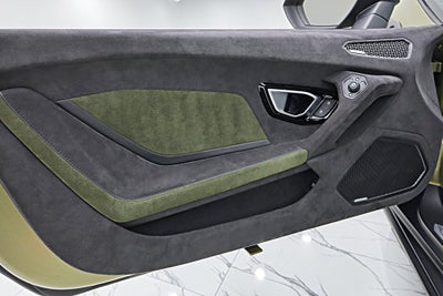 2023 Lamborghini Huracan Sterrato/SELEZIONE PRE-OWNED CERTIFIED