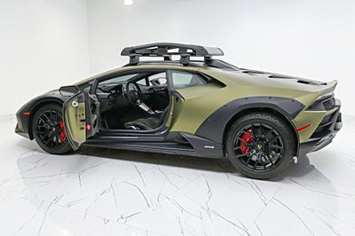 2023 Lamborghini Huracan Sterrato/SELEZIONE PRE-OWNED CERTIFIED