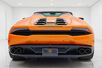 2017 Lamborghini Huracan Spyder/SELEZIONE PRE-OWNED CERTIFIED