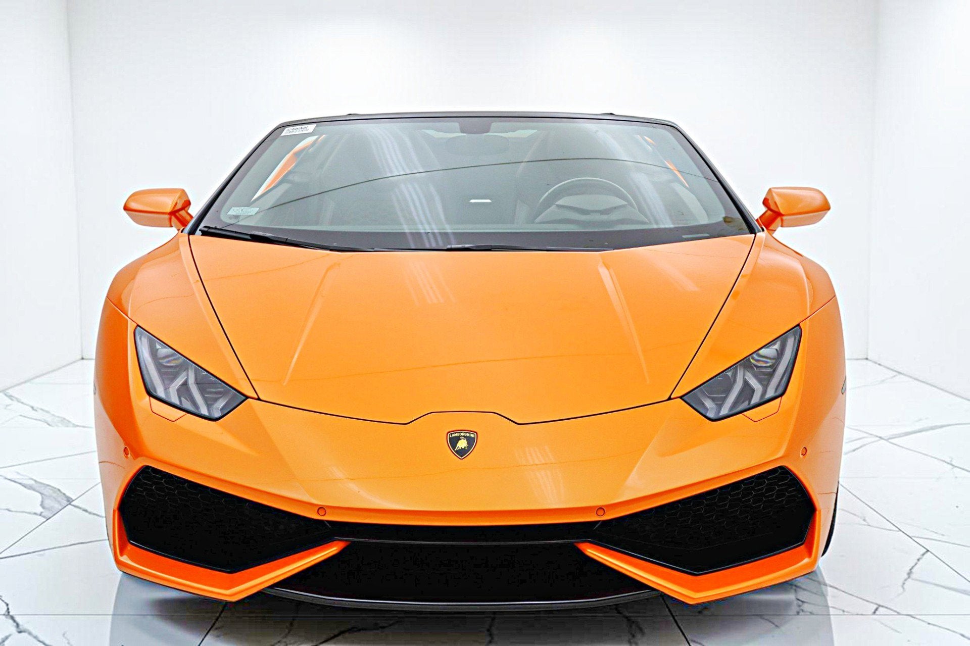 2017 Lamborghini Huracan Spyder/SELEZIONE PRE-OWNED CERTIFIED