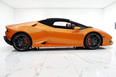 2017 Lamborghini Huracan Spyder/SELEZIONE PRE-OWNED CERTIFIED