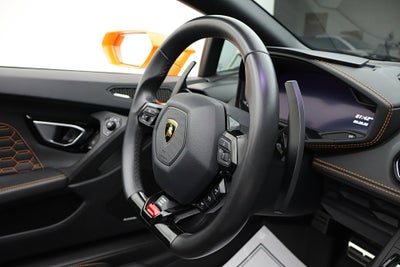 2017 Lamborghini Huracan Spyder/SELEZIONE PRE-OWNED CERTIFIED