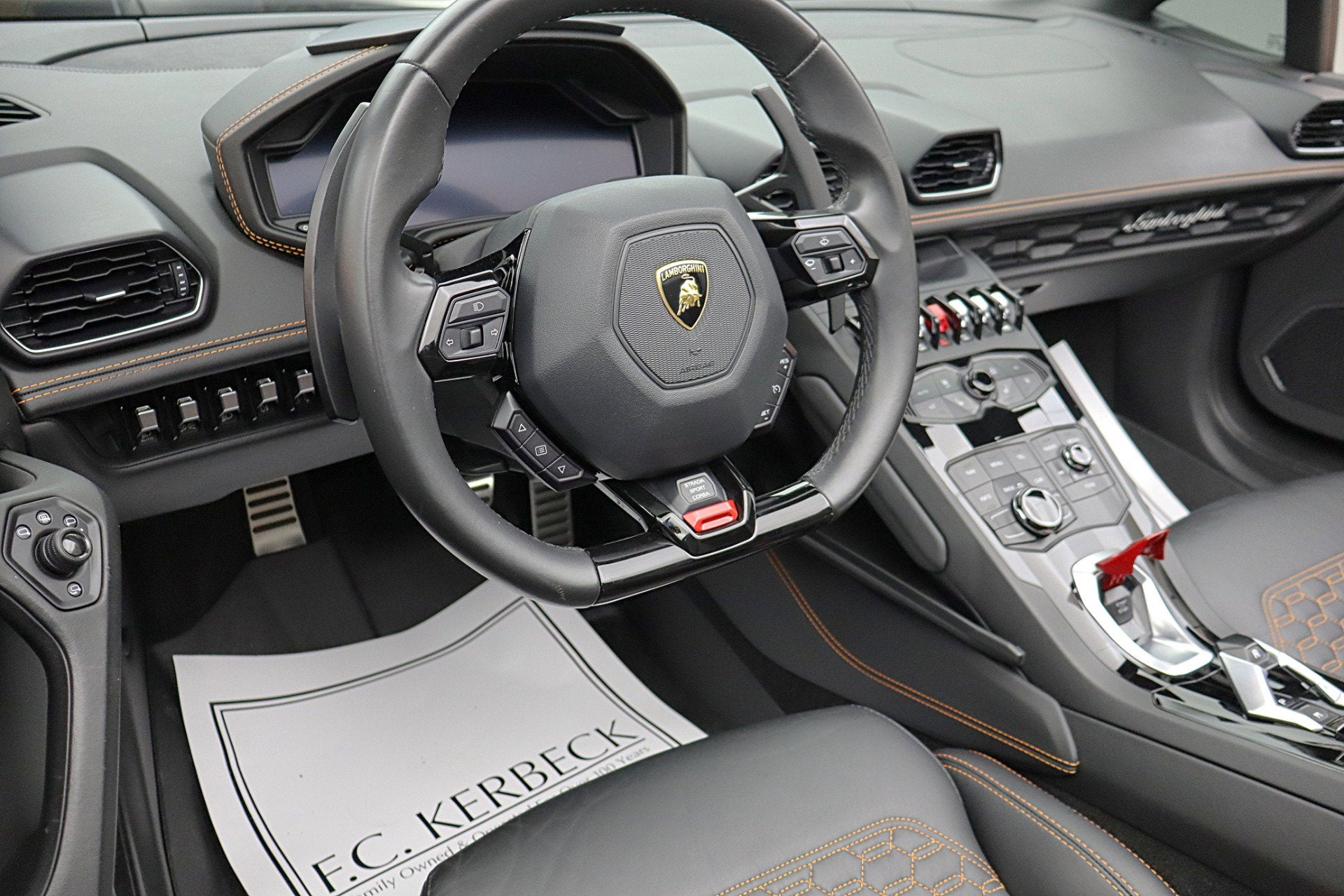 2017 Lamborghini Huracan Spyder/SELEZIONE PRE-OWNED CERTIFIED