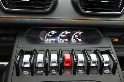 2017 Lamborghini Huracan Spyder/SELEZIONE PRE-OWNED CERTIFIED