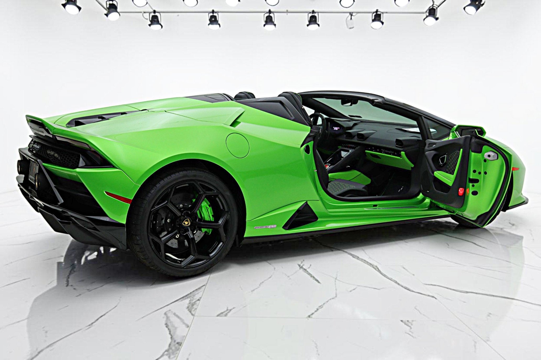 2023 Lamborghini Huracan EVO Spyder RWD/ SELEZIONE PRE-OWNED CERTIFIED