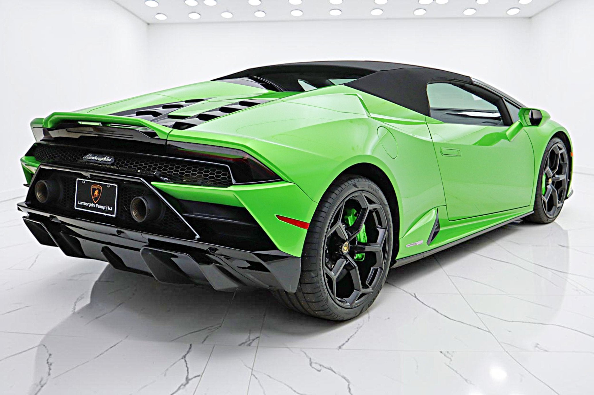 2023 Lamborghini Huracan EVO Spyder RWD/ SELEZIONE PRE-OWNED CERTIFIED
