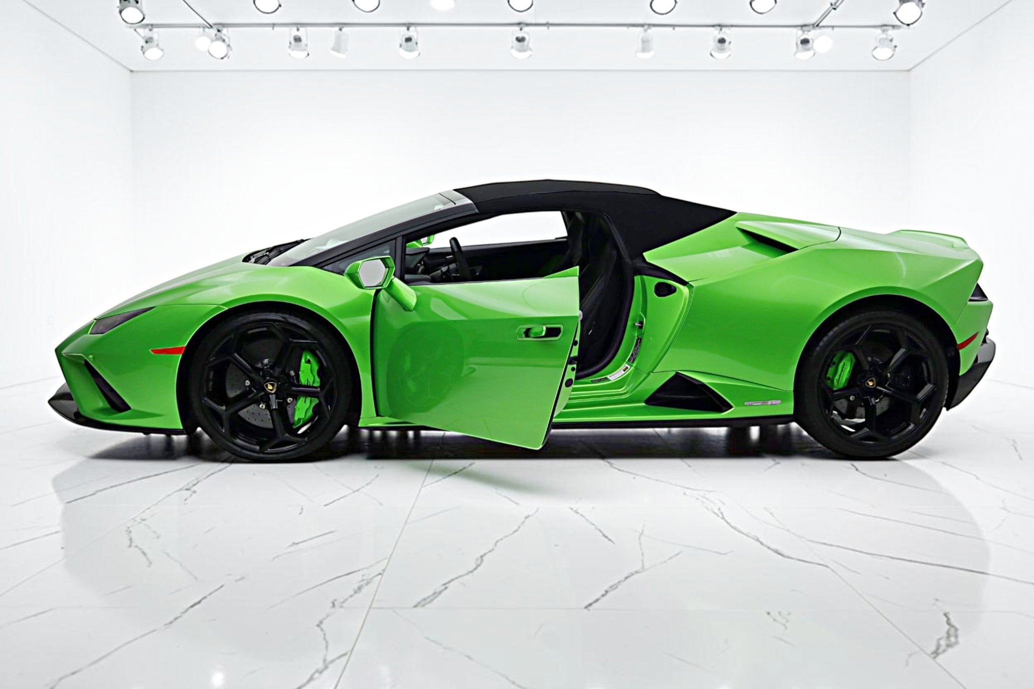 2023 Lamborghini Huracan EVO Spyder RWD/ SELEZIONE PRE-OWNED CERTIFIED